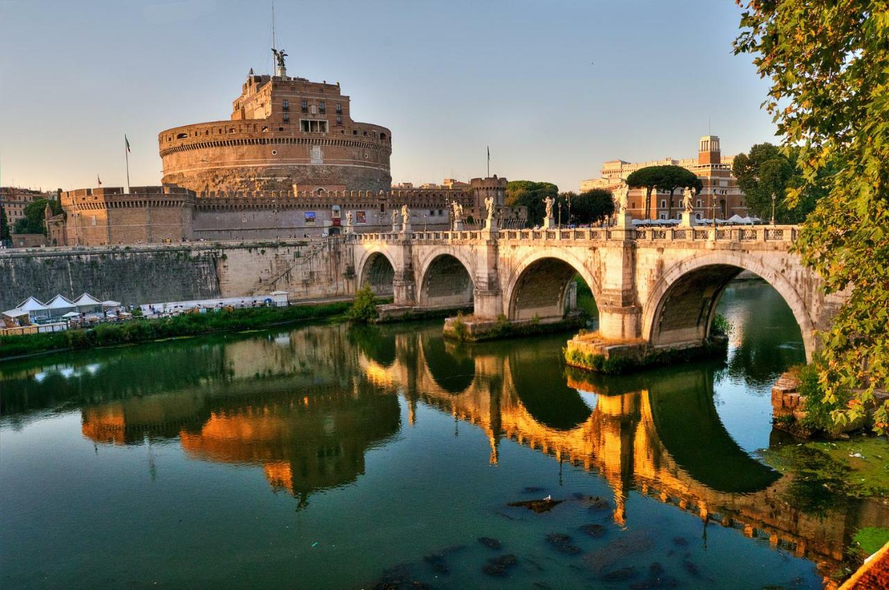 Vatican Large Roma